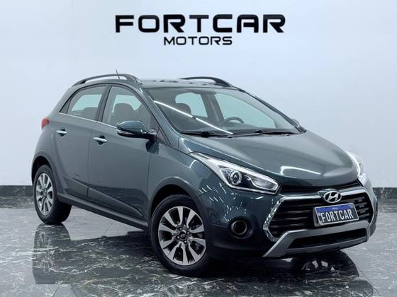 HYUNDAI HB20X 1.6 16V PREMIUM FLEX 4P AUTOMÁTICO HYUNDAI HB20X 1.6 16V PREMIUM FLEX 4P AUTOMÁTICO